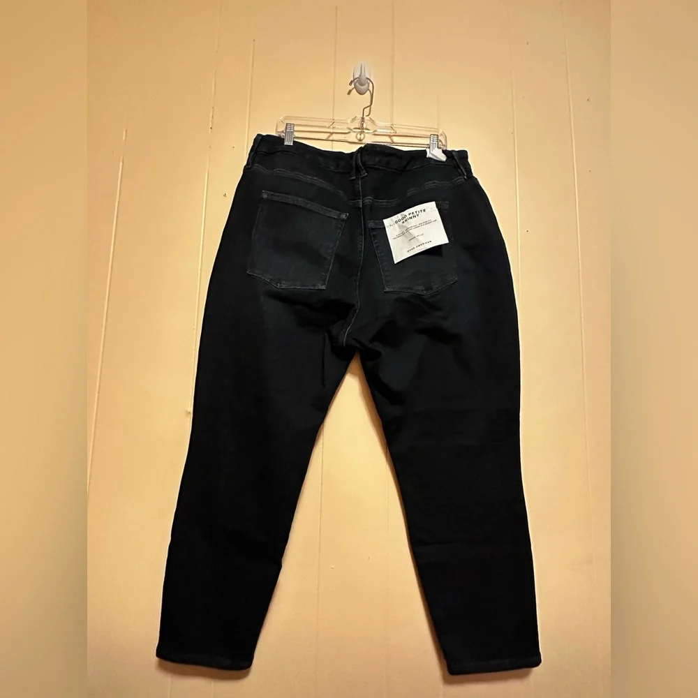 Good American "Always Fits Good"
Skinny Jeans Size 20-26 Plus PETITE - Picture 7 of 7